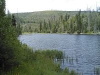 Pohled z druhé strany jezera