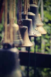 Zvony, zvonky, zvonečky...   fotoarchiv Ateliér zvonaře a hrnčířky Deštné