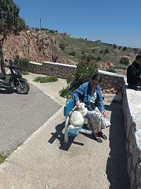 Rhodos- 17, Archangelos, hrad svatého Jana, kostel, jeskyně