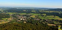 Výhled na obec Hejnice z vrchu Ořešník (800 m. n. m.). Najdete kostel? :)