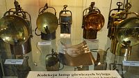 Expozice naleštěných lamp