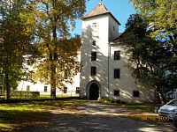 Nepřístupný soukromý zámek v městě  Gmund.