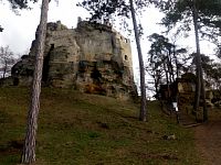 Zřícenina skalního hradu Valečov