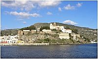 Lipari, ostrov a město, Italie