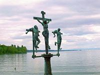 Mainau, tzv. Švédský kříž u mostu na ostrov