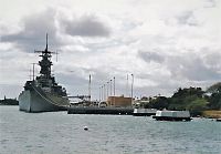 Pearl Harbour Memorial, křižník USS Missouri a památník USS Arizona