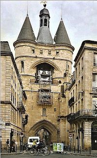 Bordeaux, Porte de la Gross Cloche (15. stol.)