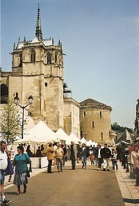 Amboise, středověký trh pod hradem