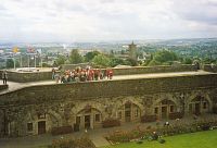 Stirling Castle, terasa na hradbách, v pozadí kostel Church of the Holy Rude
