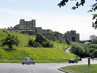 Dover, hrad ,Constable's Gate (vpravo)