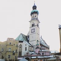 Hall in Tirol, St. Nikolaus a St. Josef (ten malý kostelík)