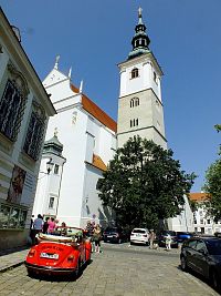 Krems, Pfarrkirche St. Veit / Sv. Vít, založen r. 1014