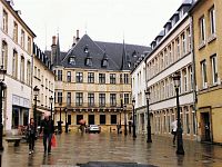 Luxembourg,  Rue de la Reine, Velkovévodský palác (Palais Grand - Ducal)