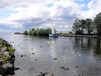 Antrim, ústí řeky Six Mile Water do jezera Lough Neagh