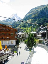 Zermatt, řeka Mater Vispa a Matterhorn