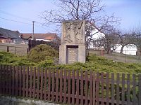 Pomník v Moravči obětem Velké války.