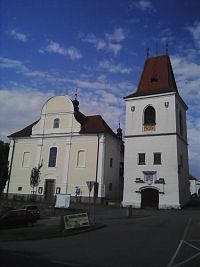 1. Zvonice a kostel sv. Martina v Mladé Vožici