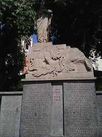 11. Pomník padlým ve světové válce.
