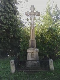 7. Křížek u Pilského rybníka v Jetřichovicích.