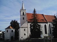 1. Kostel svatého Martina v Sedlčanech je postavený v raně gotickém stylu. Usuzuje se, že byl postaven v letech 1270-1280.Je jednou z dominant města Sedlčan a zároveň nejstarší dochovanou stavbu ve městě.