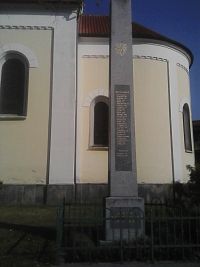 57. Pomník obětem ve světové válce.