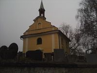 7. Hřbitovní kaple sv. Michaela archanděla v Kosově Hoře.