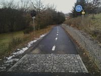 11. Nově dokončená cyklostezka ze Sedlce do Sedlčan. Měří 13,5 km.