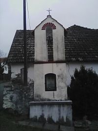 8. Zvonička v Zadních Boudách z roku 1887.