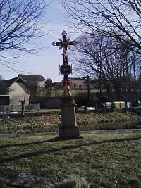 16. Kříž v Brtné.