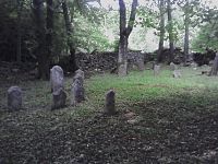 81. Židovský hřbitov u Neustupova z roku 1723.