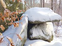 20. Další významný megalit, myslkovský dolmen, nazval jsem ho M2