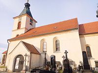 23. Kostel Všech svatých v Kovářově ze 13. stol