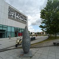 Lukáš Dvorský, Jan Špaček: Menhir, 2013. So