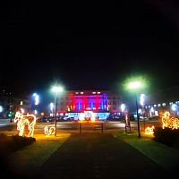 Náměstí SNP v pozadí DK AKORD