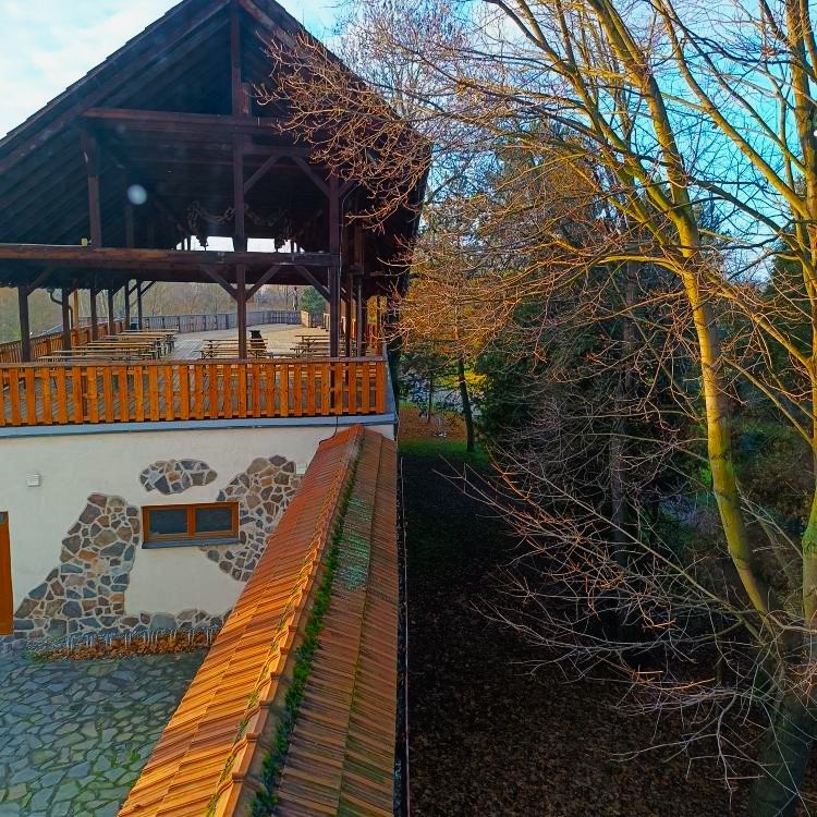 Na Slezskoostravský hrad na Výstavu kurzistů Ateliéru HAMAKA : Kouzlo našeho kraje