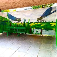 Mural art na autobusové zastávce v Ostravě-Hrabové