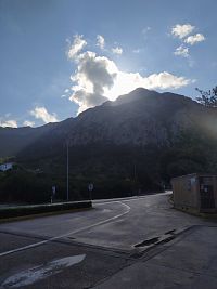 Chorvatsko, Gradac, benzínka na kraji města