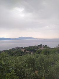 Chorvatsko, Gradac, cesta na hřbitov