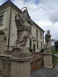 Brno, Petrov, socha sv. Petra a Pavla