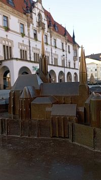 Bronzový model Olomouce