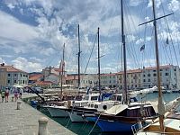 Izola