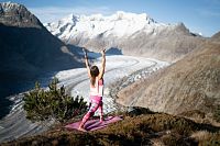 Yoga at the Great Aletsch Glacier © aletscharena.ch / Rafael Imhof