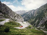 Tremola, Cabriolet © Switzerland Tourism / Bruno Augsburger