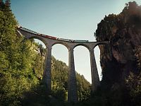 Landwasser Viaduct, Glacier Express © Switzerland Tourism / Stefan Schlumpf