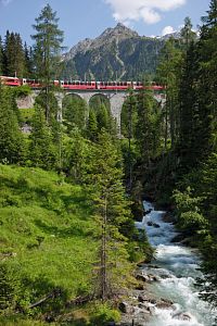 Bernina Express on the Landwasser Viaduct © RhB