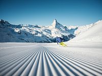 First Track v Zermattu: © Zermatt Tourismus / Pascal Gertschen