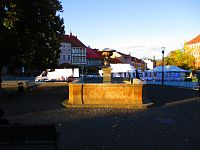 Kamenná kašna na Karlově náměstí (Roudnice nad Labem)