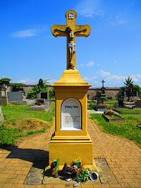Hřbitovní kříž (Skřivany)