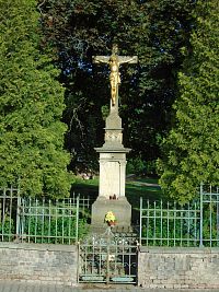 Kříž před Tyršovými sady (Předměřice nad Labem)