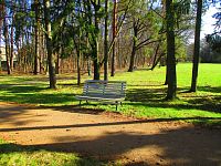 Parková úprava u památníku Zámeček (Pardubice)